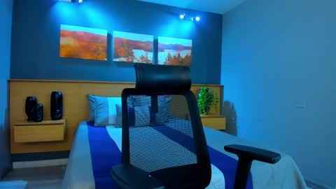 Snapshot of malaikah_colette chatting on 9, 10, 2025 Malaikah online show from 9, 10, 2025