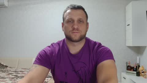 Snapshot of malchyshka chatting on 8, 12, 2024 malchyshka online show from 8, 12, 2024