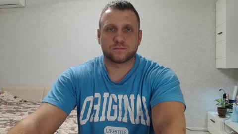 Snapshot of malchyshka chatting on 25, 12, 2024 malchyshka online show from 25, 12, 2024