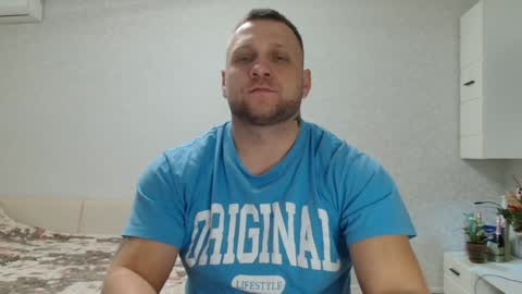Snapshot of malchyshka chatting on 2, 1, 2025 malchyshka online show from 2, 1, 2025