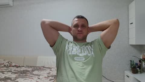 Snapshot of malchyshka chatting on 7, 1, 2025 malchyshka online show from 7, 1, 2025