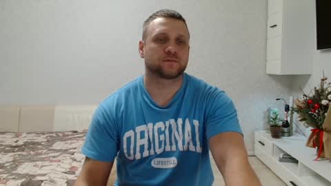Snapshot of malchyshka chatting on 14, 1, 2025 malchyshka online show from 14, 1, 2025