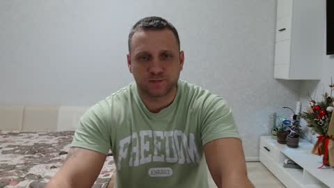 Snapshot of malchyshka chatting on 28, 1, 2025 malchyshka online show from 28, 1, 2025