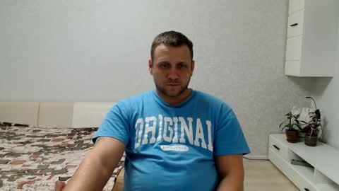 Snapshot of malchyshka chatting on 6, 2, 2025 malchyshka online show from 6, 2, 2025