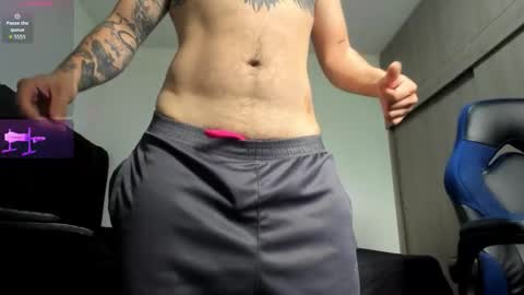 Snapshot of male_pussy chatting on 12, 10, 2025 ADAM         online show from 12, 10, 2025