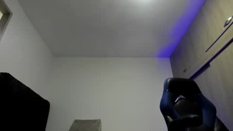 Snapshot of male_pussy chatting on 29, 10, 2025 ADAM         online show from 29, 10, 2025