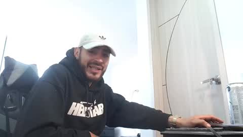 Snapshot of malek_xarx chatting on 28, 5, 2026 malek_xarx online show from 28, 5, 2026