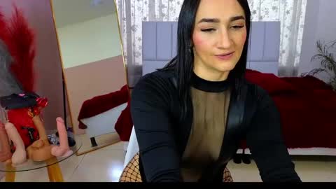 Snapshot of malen_fitnessmilf chatting on 5, 6, 2026 malen_fitnessmilf online show from 5, 6, 2026