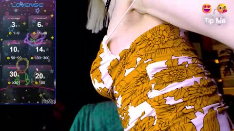 Mischelle online show from 4, 10, 2025