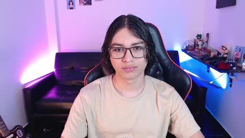 Snapshot of malik_harrison_ chatting on 30, 12, 2024 Malik online show from 30, 12, 2024