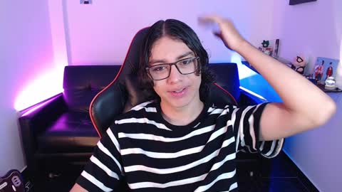 Snapshot of malik_harrison_ chatting on 2, 1, 2025 Malik online show from 2, 1, 2025