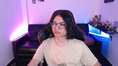 Snapshot of malik_harrison_ chatting on 3, 2, 2025 Malik online show from 3, 2, 2025