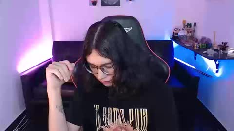 Snapshot of malik_harrison_ chatting on 11, 9, 2025 Malik online show from 11, 9, 2025