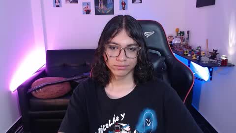 Snapshot of malik_harrison_ chatting on 29, 10, 2025 Malik online show from 29, 10, 2025