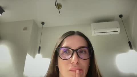 Snapshot of malina568708 chatting on 7, 1, 2025 malina568708 online show from 7, 1, 2025
