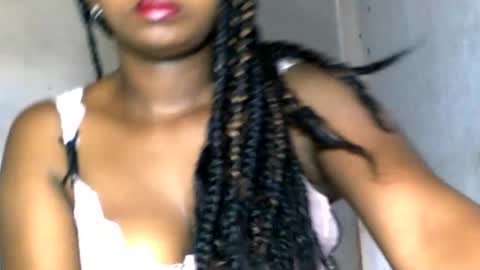 malinah01 online show from 10, 12, 2024