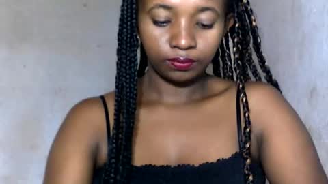 malinah01 online show from 13, 12, 2024