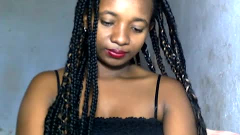 malinah01 online show from 14, 12, 2024