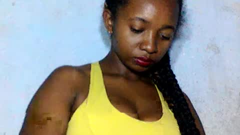 malinah01 online show from 28, 12, 2024