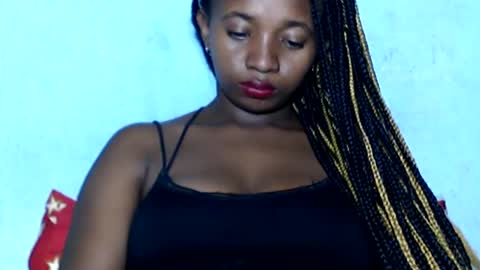 malinah01 online show from 6, 1, 2025