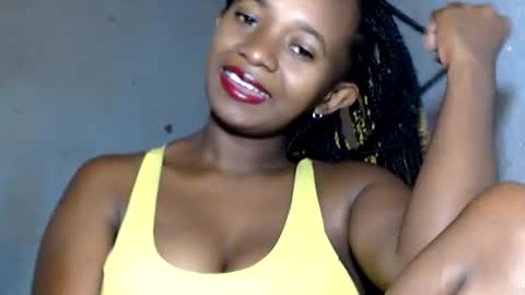 malinah01 online show from 12, 1, 2025