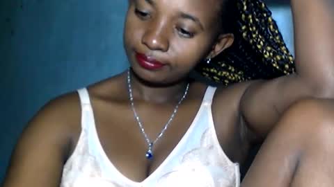 malinah01 online show from 20, 1, 2025
