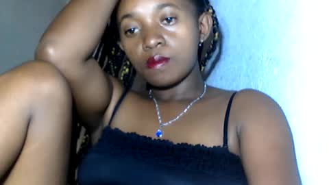 malinah01 online show from 21, 1, 2025