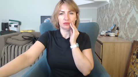 mallinia online show from 30, 4, 2026