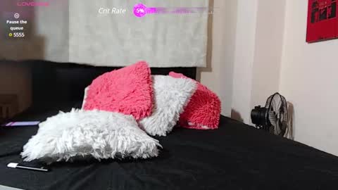 Snapshot of malory_golosa chatting on 6, 1, 2025 Malory online show from 6, 1, 2025