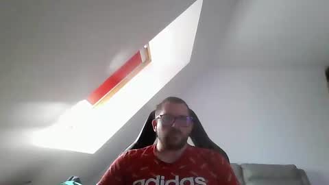breton online show from 8, 6, 2026