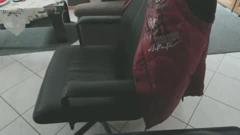 Snapshot of maly246 chatting on 12, 1, 2026 maly246 online show from 12, 1, 2026