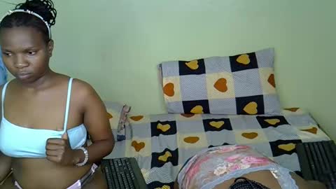 Snapshot of mama_pussie chatting on 13, 2, 2026 mama_pussie online show from 13, 2, 2026