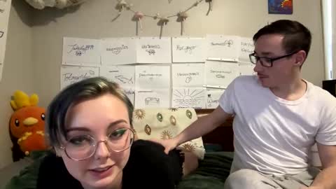 MamiCloudz online show from 9, 3, 2025