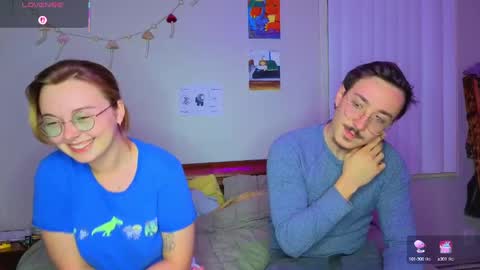 MamiCloudz online show from 8, 10, 2025