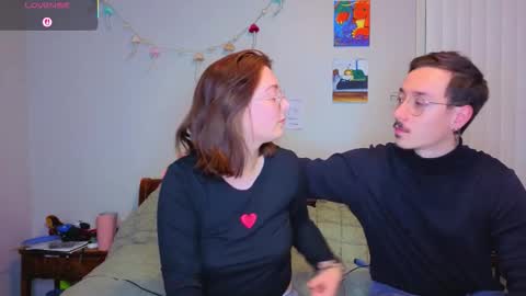 MamiCloudz online show from 4, 12, 2025