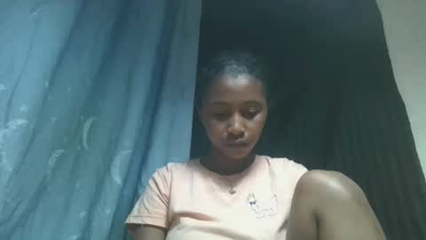 mamieriela online show from 9, 5, 2026