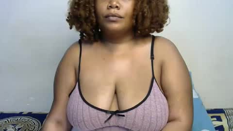 mamuuu_ online show from 15, 12, 2025