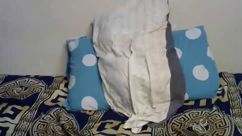 mamuuu_ online show from 15, 12, 2025