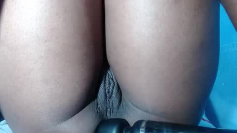 Snapshot of mamy02 chatting on 9, 1, 2025 cristal online show from 9, 1, 2025