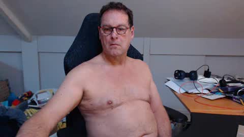 man2havefun online show from 9, 12, 2024