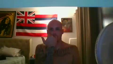 Snapshot of manaworks808 chatting on 18, 10, 2025 manaworks808 online show from 18, 10, 2025