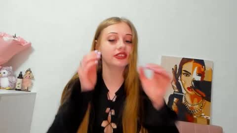 Snapshot of mandi_fox chatting on 9, 4, 2026 mandi_fox online show from 9, 4, 2026