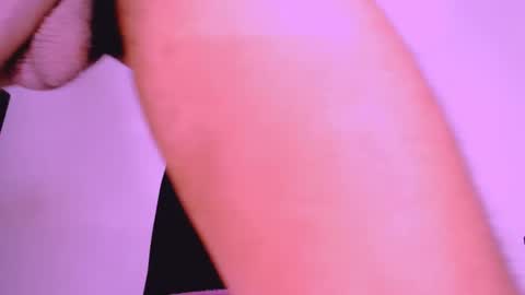 Snapshot of mandingxoxhot chatting on 31, 1, 2025 juan camilo online show from 31, 1, 2025