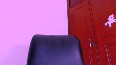 Snapshot of mandingxoxhot chatting on 14, 2, 2025 juan camilo online show from 14, 2, 2025