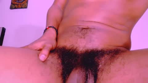 Snapshot of mandingxoxhot chatting on 5, 3, 2025 juan camilo online show from 5, 3, 2025