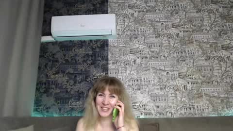 Snapshot of mandy_foxxx chatting on 13, 2, 2025 Mandy  online show from 13, 2, 2025