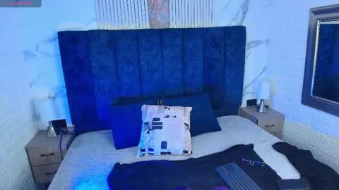 Snapshot of mandy_golden chatting on 9, 9, 2025 mandy_golden online show from 9, 9, 2025