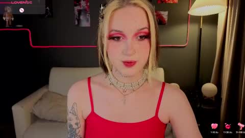 Luna online show from 10, 5, 2026