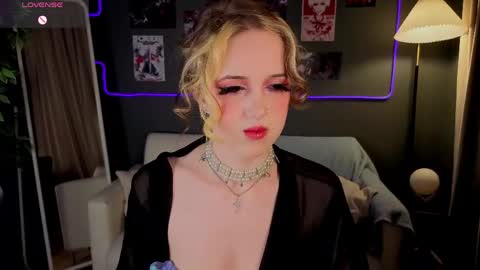 Luna online show from 2, 6, 2026