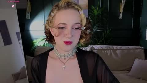 Luna online show from 8, 6, 2026